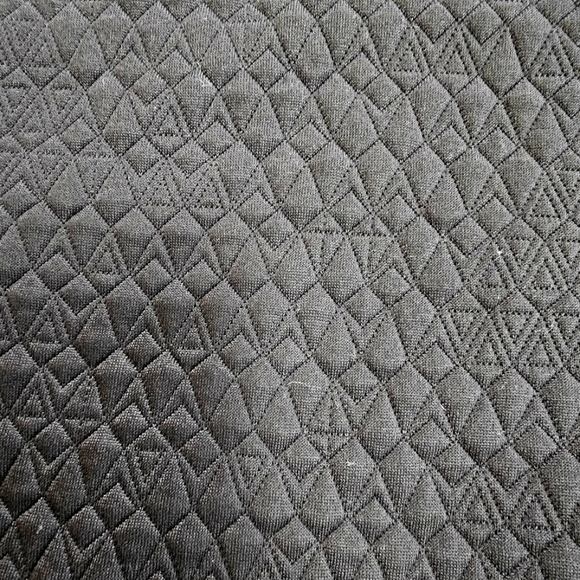 IVIVVA LULULEMON WHEREVER YOU GO QUILTED REVERSIBLE BLACK CREW SWEATSHIRT sz 14 - Picture 5 of 12